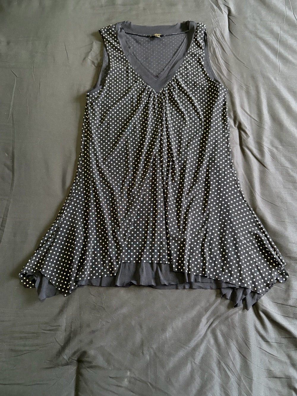 Y2K 2000s Cupio Black w/white polka dot mini dress w/lace details. Size M.